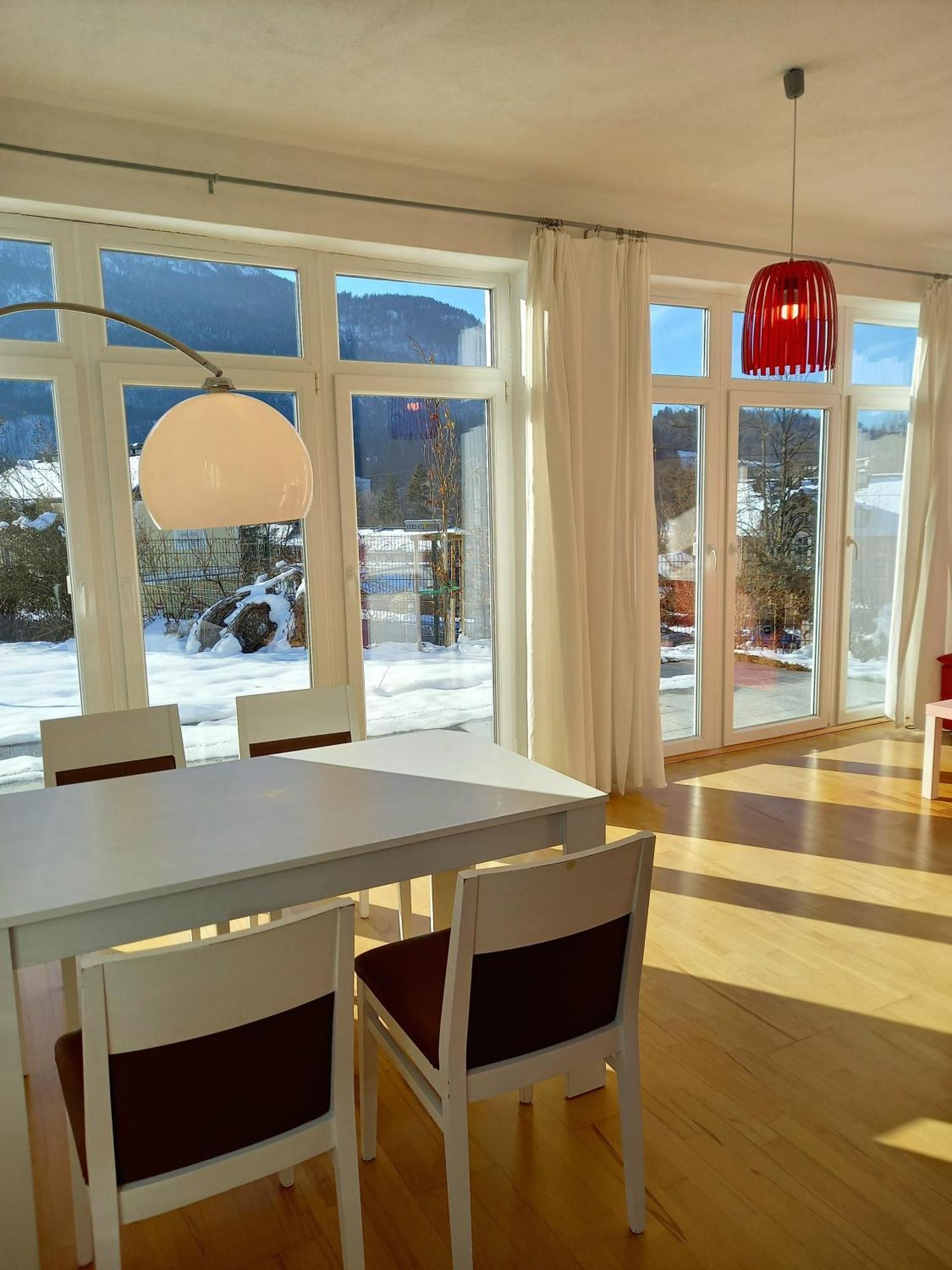 Flores, Ferienhaus Oder Doppelzimmer, Im Gruenen, 5 Gehminuten Ins Zentrum, Parkplatz, Zero Emissions Bad Ischl Exteriér fotografie